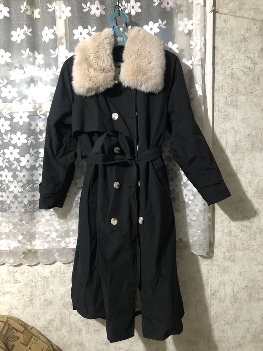 Одежда пальто бу  42-44 размер