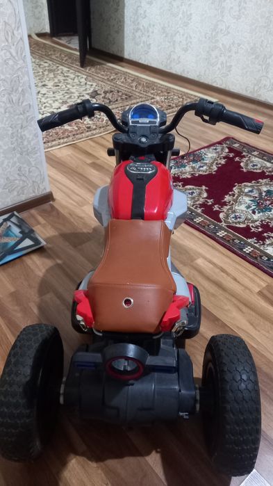 Мотоцикл для детей
