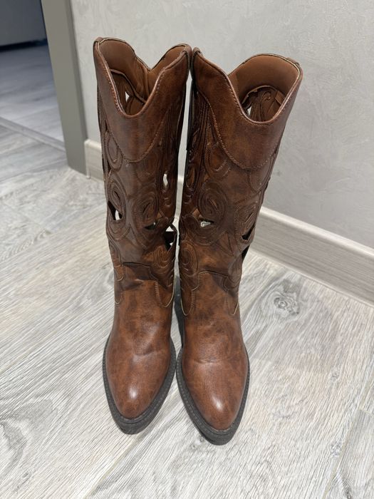 Сапоги осенние новые