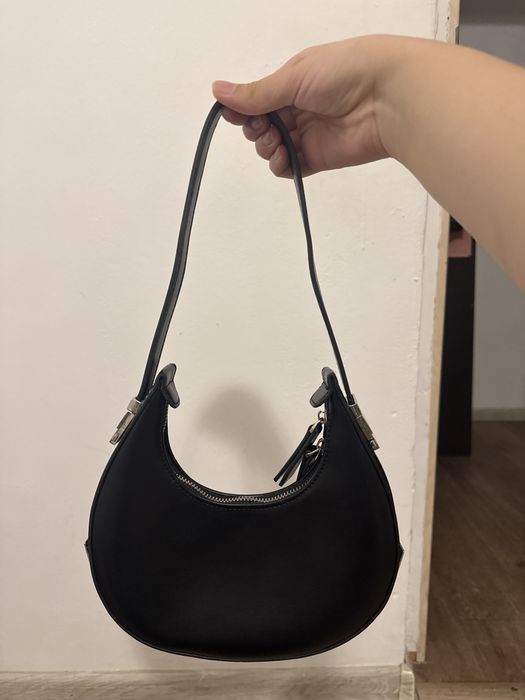 Женская сумка черная