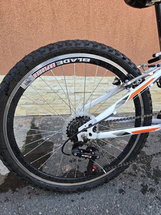 Bicicleta pentru copii 7-10 ani