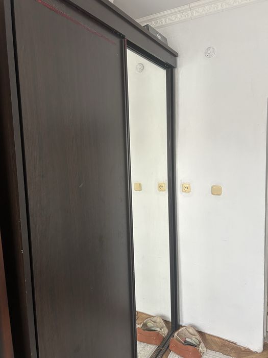 Продам большой шкаф