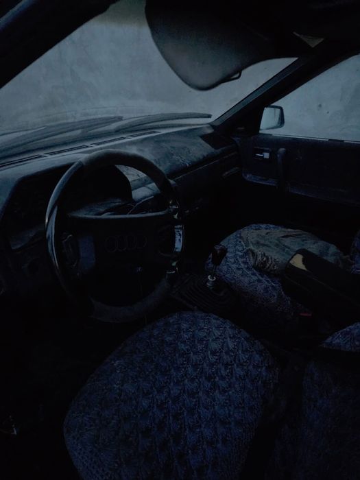 Audi 100. Срочно сатылады.