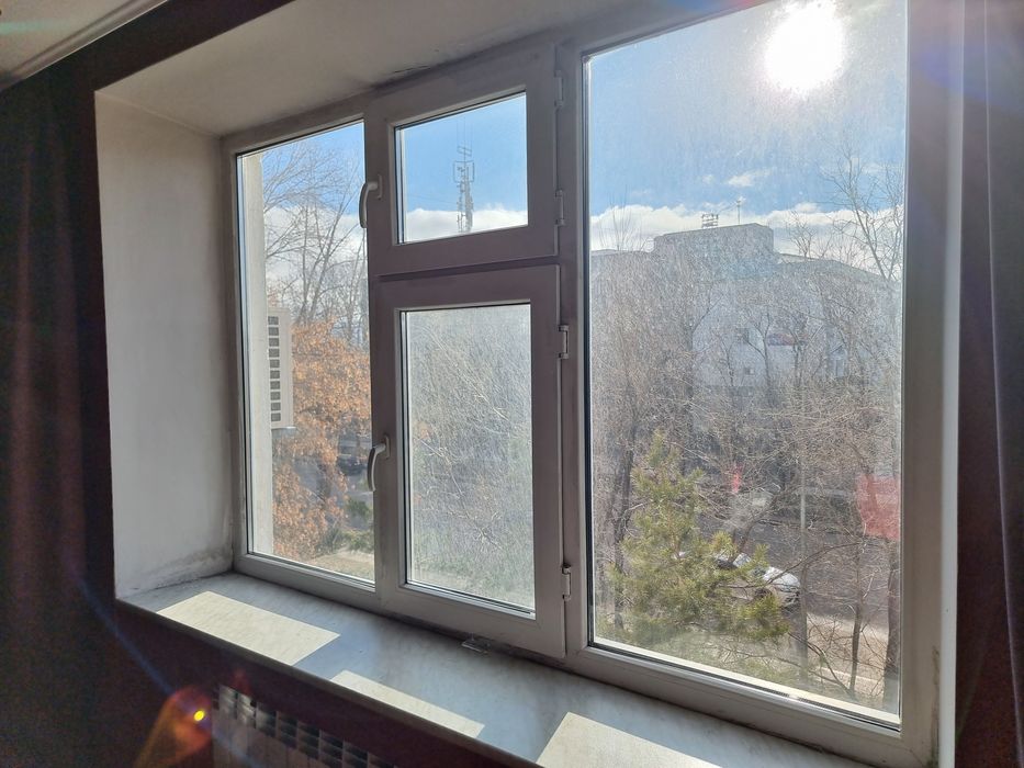 Продам пластиковое окно б/у