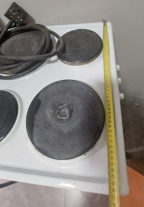 Продам электро плиту