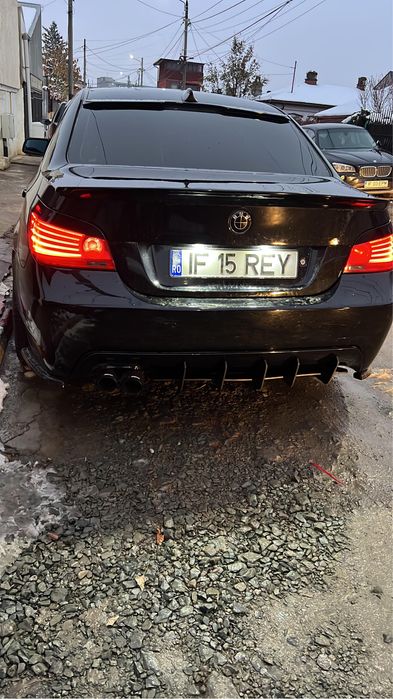 Prelungire Nervuri Tepi Striatii difuzor Bara Spate BMW E60 E61 Maxton