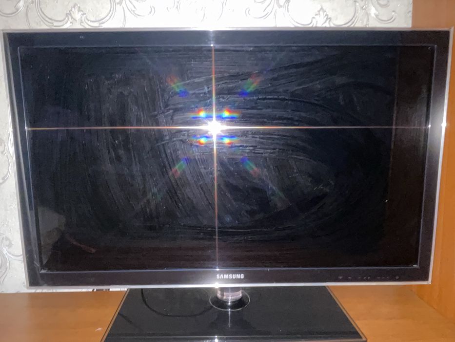 Продам телевизор полностью рабочий