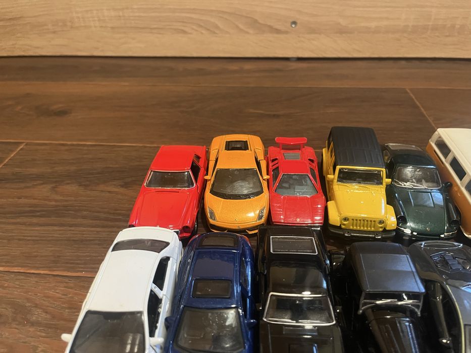 Метални колички големи