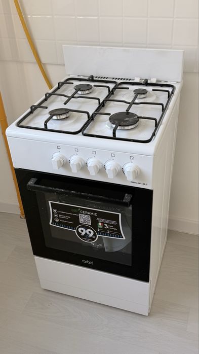 Продам новый  газ плита