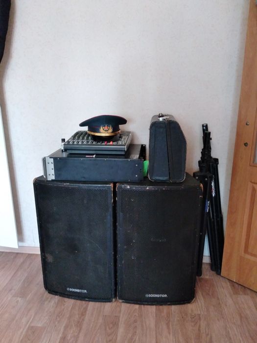 Продам Музыкальный аппаратура