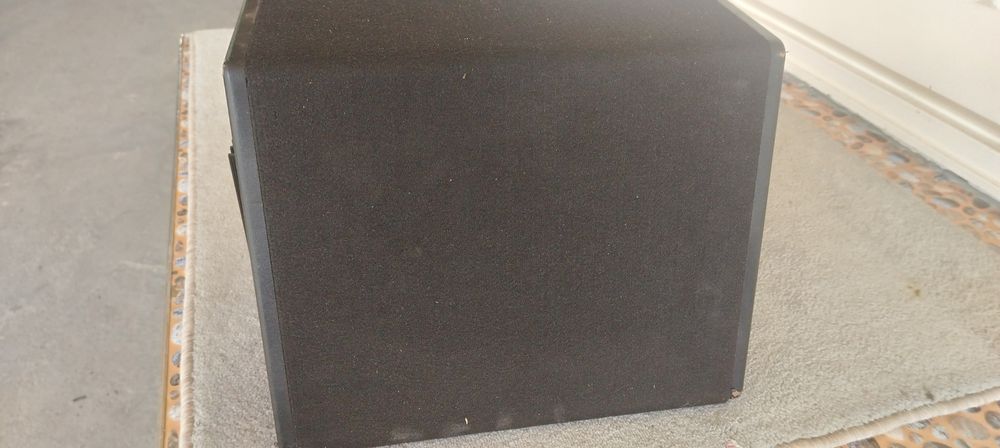 Калонка бас мошенага симлари билан бирга