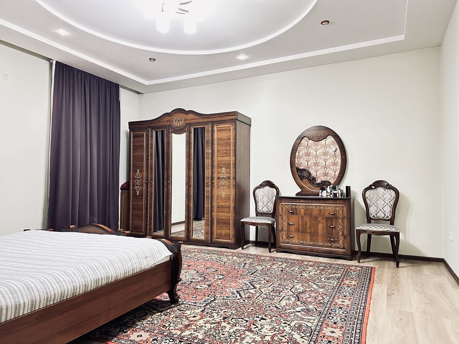 Diqqat Antiqa uy markazda Elita mahallada sotiladi!