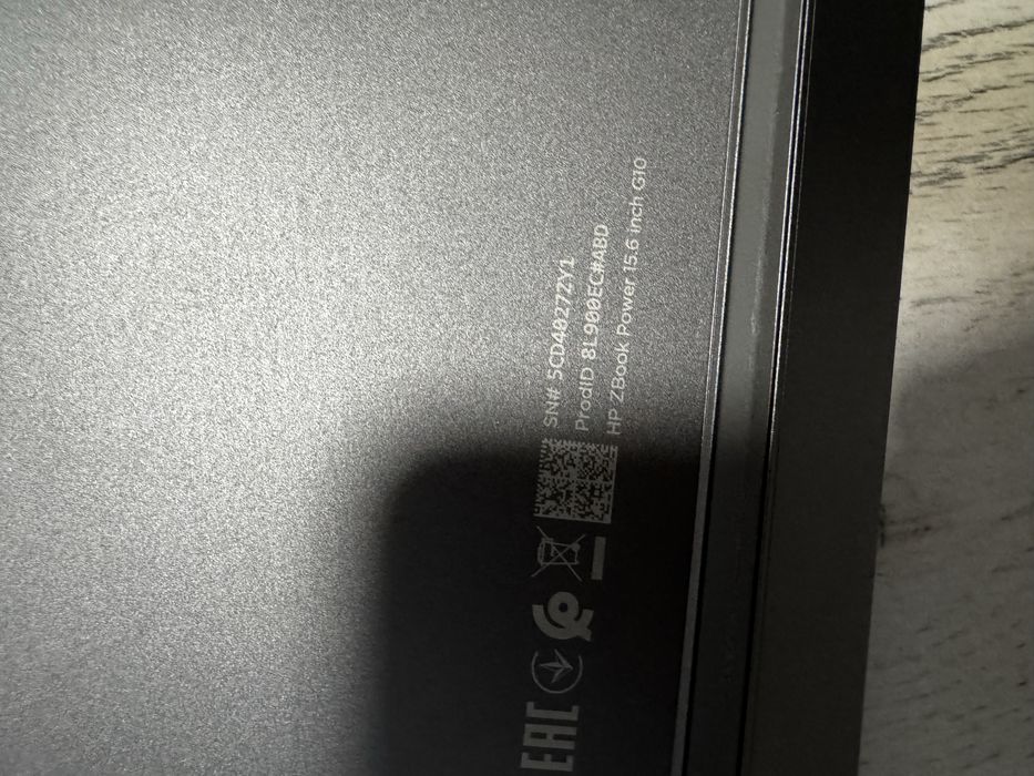 Laptop zbook hp i7 generatia 13 g10 16gb ram