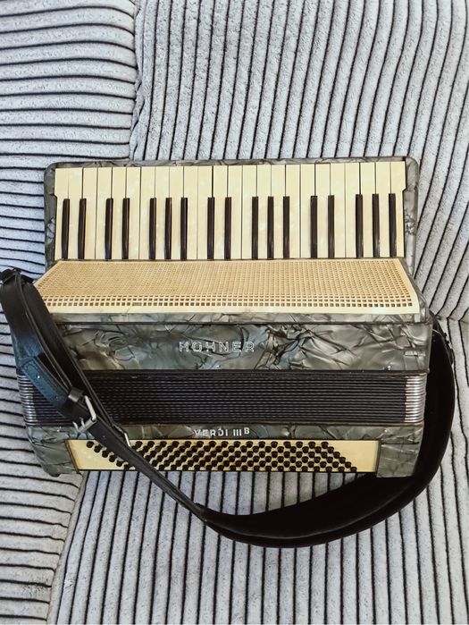 Hohner 120 acordat ,bandonat