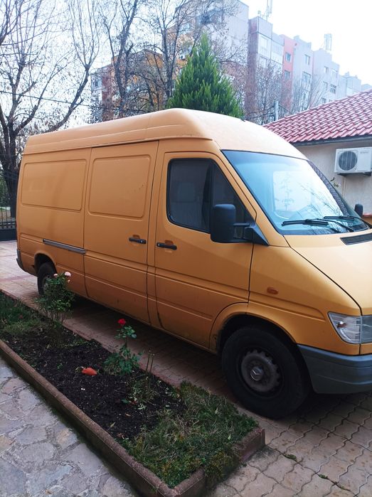 Продавам Спринтер 312