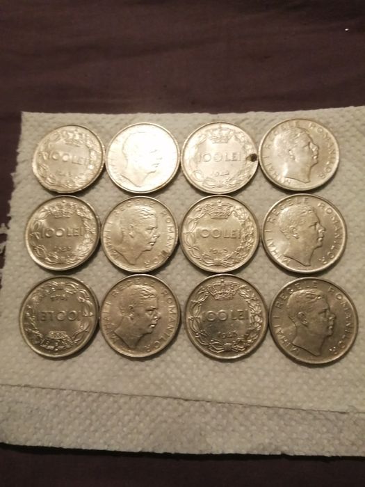 Vând monede romanesti