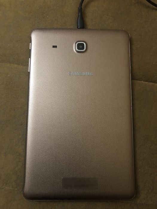 Samsung galaxy tab e planshet