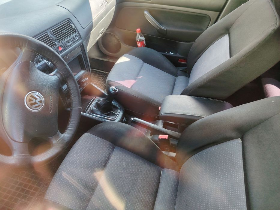 Vand golf 4 1.6 benzină +gpl