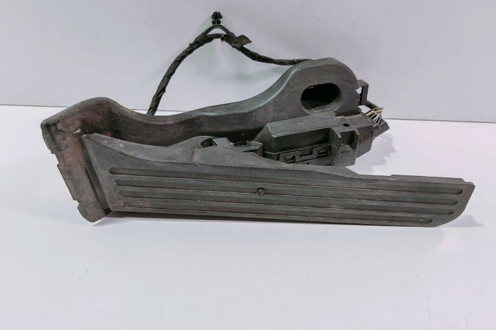 Pedala Acceleratie  1K1721503L Skoda Octavia a 2-a generatie seria