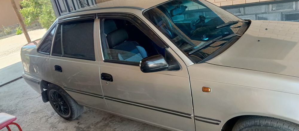 Nexia 2006. Xolati ajoyib. Yurip turgan moshina