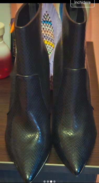 Botine de piele de damă Guess