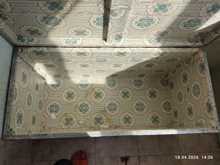 Сандык дерево обшитое