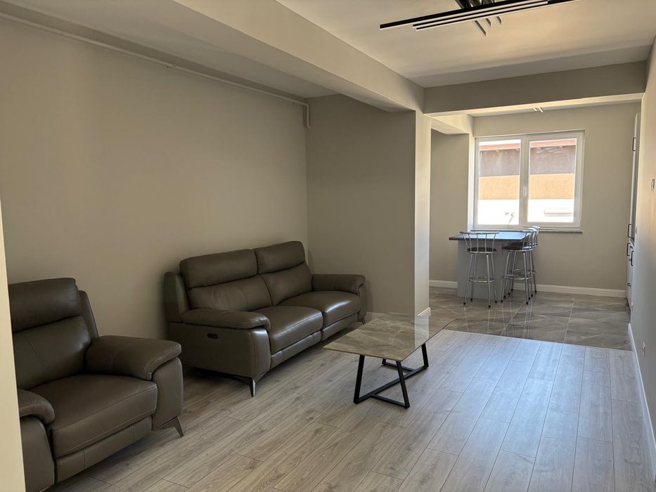 Apartment de închiriat