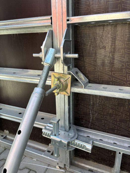 Placi de cofrare,pereti cofraje doka metalice profesionale,RASTO 60KN