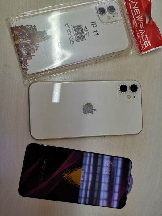 Iphone 11 White  128gb/100 %Battery health