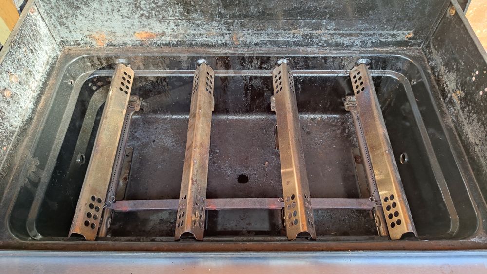 Газово барбекю Char-Broil Professional 4400S