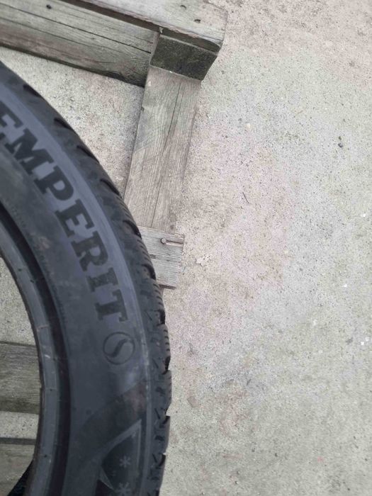 Anvelopa Iarna 225/50 R18 SEMPERIT Speed Grip 5 99V