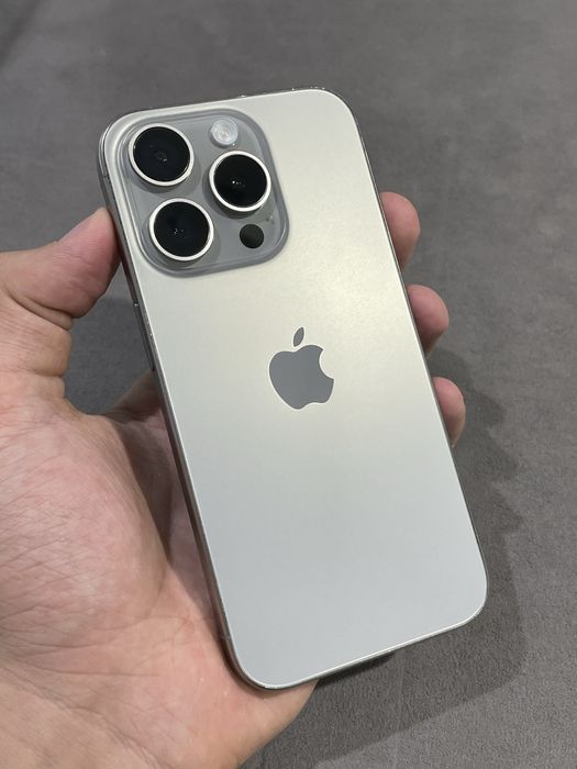 Продам Айфон 15 Про 256гб