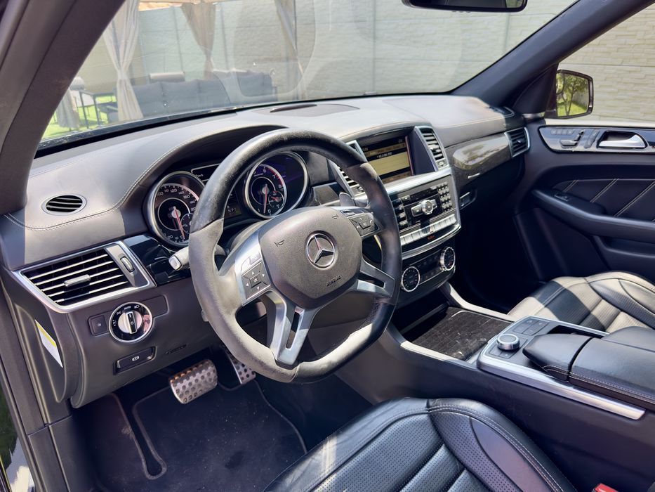 MERCEDES ML63 AMG 4MATIC 2013 | 525 CP | EXTRA FULL | 148.000 KM REALI | Keyless Go / Entry
