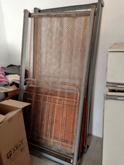 Продам 2 панцерные кровати