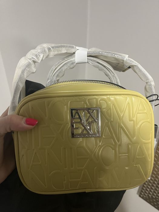 Нова оригинална чанта Armani Exchange