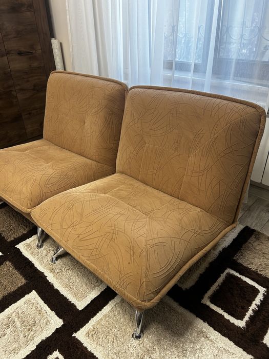 Продаю кресло 1 штука - 45 тысяч тенге