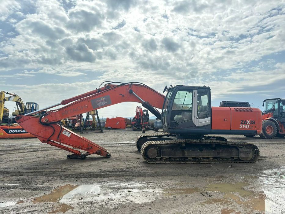 Distribuitor hidraulic excavator senile Hitachi Zaxis 250 piese