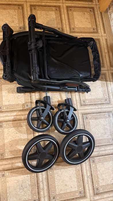 Коляска Tomix в идеальном состоянии