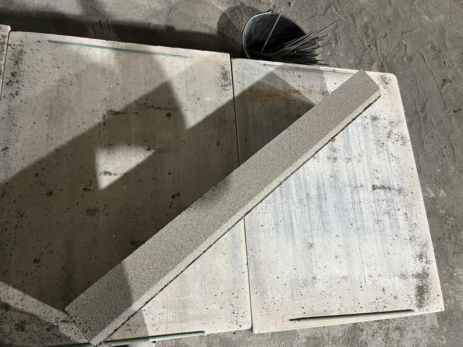 Продам поребрик 80:20:8