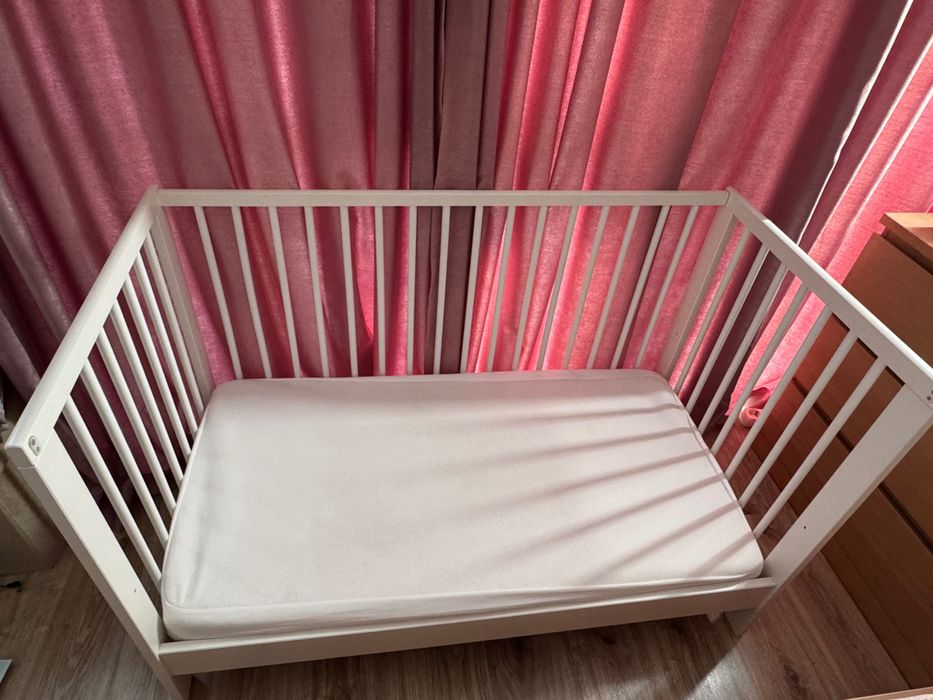 Бебешка кошара IKEA GULLIVER 60/120 + матрак + протектор