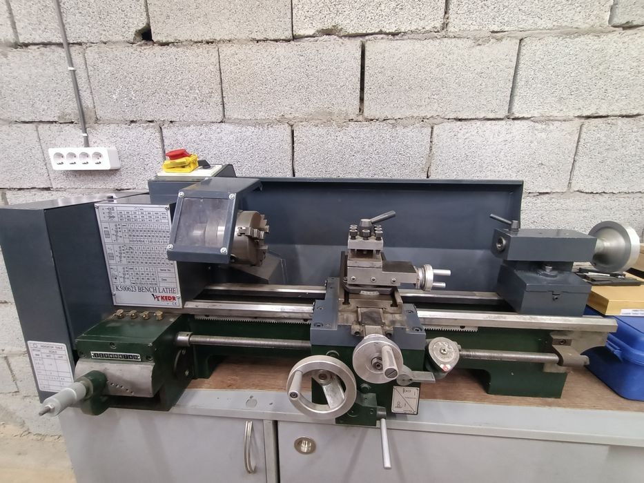 Токарный станок продам