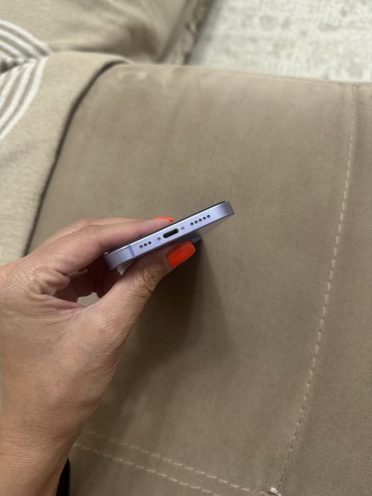 Продам iPhone 12, 128 Гб