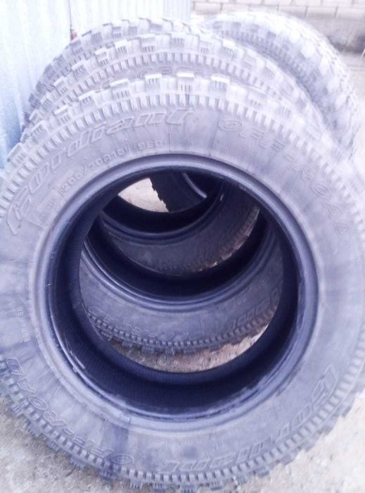 Шины автомобильные