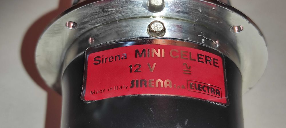 - Sirena MINI CELERE 12 V impecabila made in italy