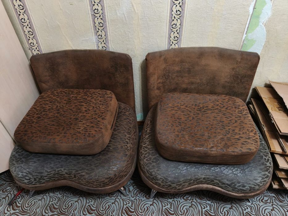 Продаем 4 кресла