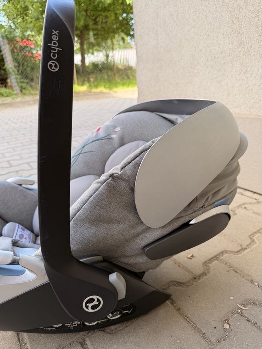Cybex cloud Z koi + въртяща база 360°