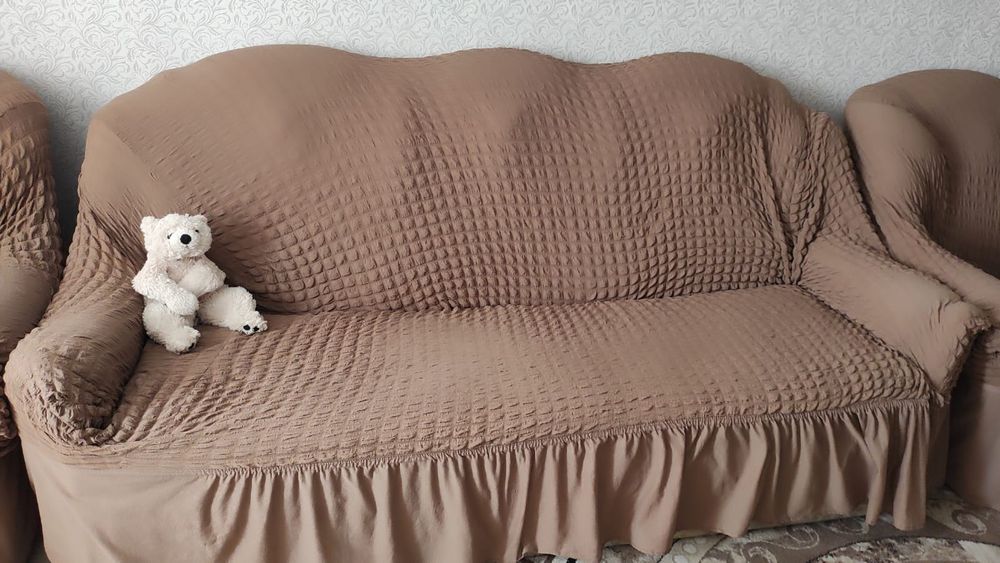 Диван и два кресла