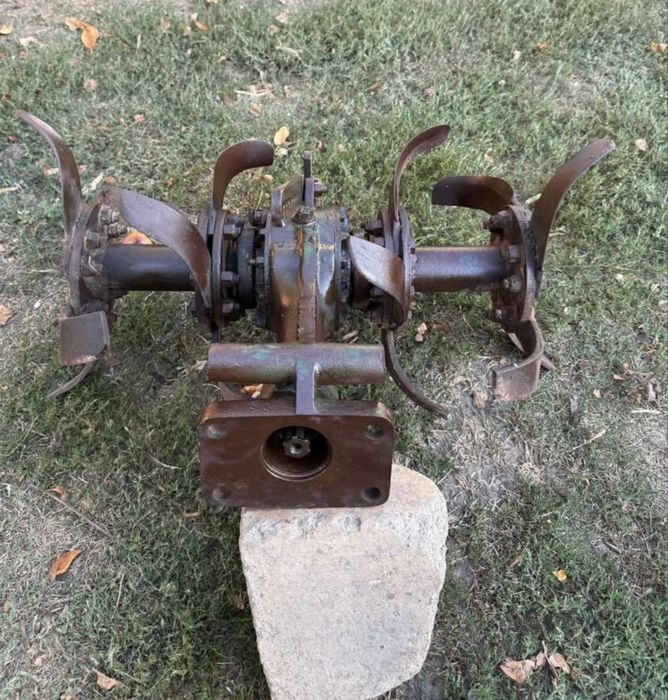 Freza motocultor