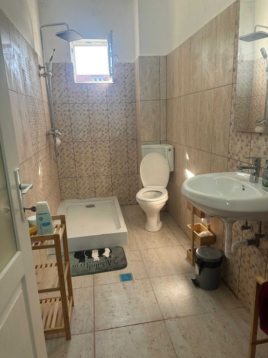 Vand apartament spatios cu 2 camere în Costinesti – 62 mp