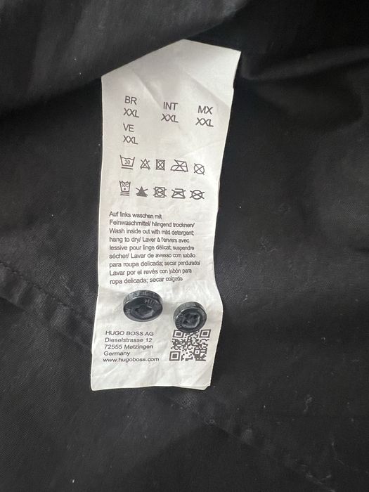 черна мъжка риза Boss